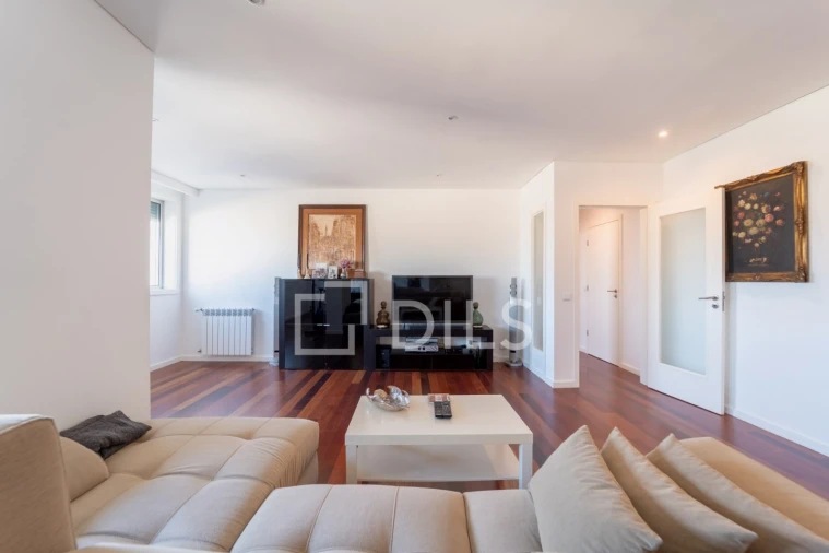 Apartamento T3 para Venda em Ramalde