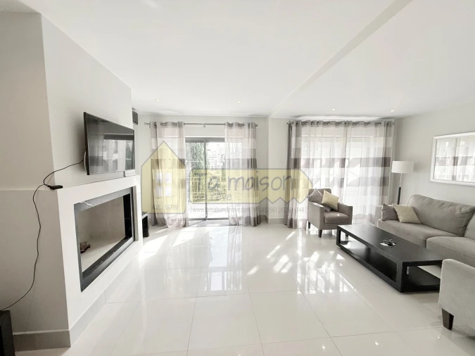 Apartamento T2 para Venda em Quarteira Foto 10