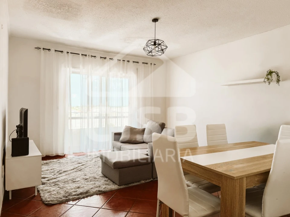 Apartamento T2 para Venda em Benavente Foto 3