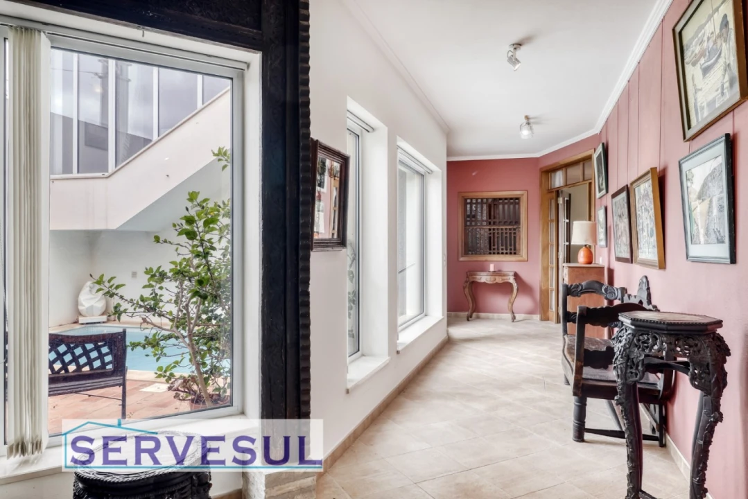 Moradia T4 para Venda em Estômbar e Parchal Foto 10