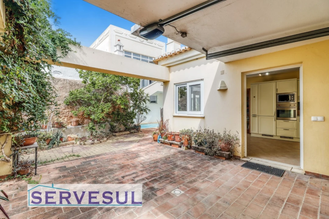 Moradia T4 para Venda em Estômbar e Parchal Foto 31