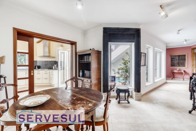 Moradia T4 para Venda em Estômbar e Parchal Foto 9