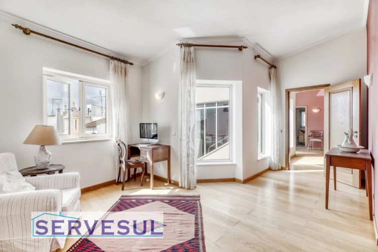 Moradia T4 para Venda em Estômbar e Parchal Foto 12