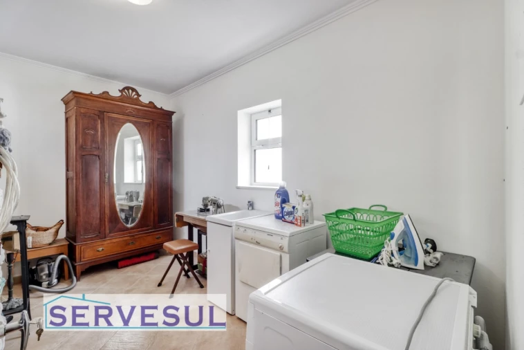 Moradia T4 para Venda em Estômbar e Parchal Foto 28