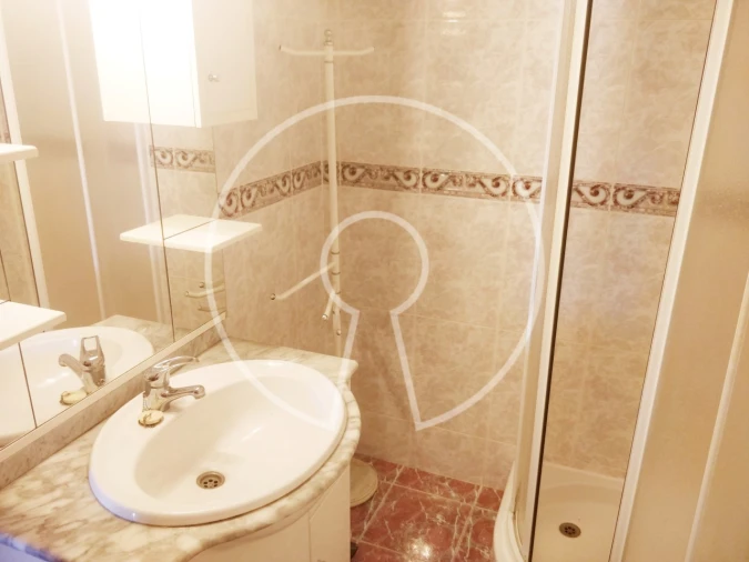 Apartamento T3 para Arrendamento em Costa da Caparica Foto 14