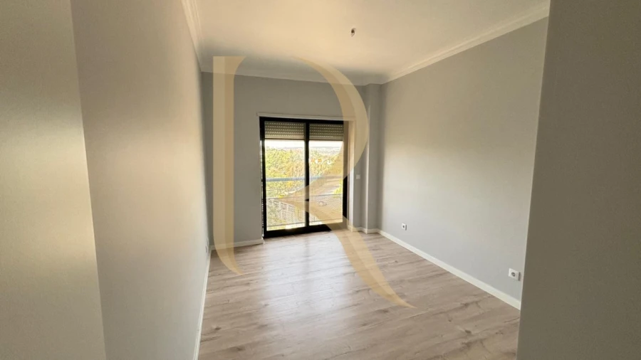 Apartamento T2 para Venda em Caparica e Trafaria Foto 6