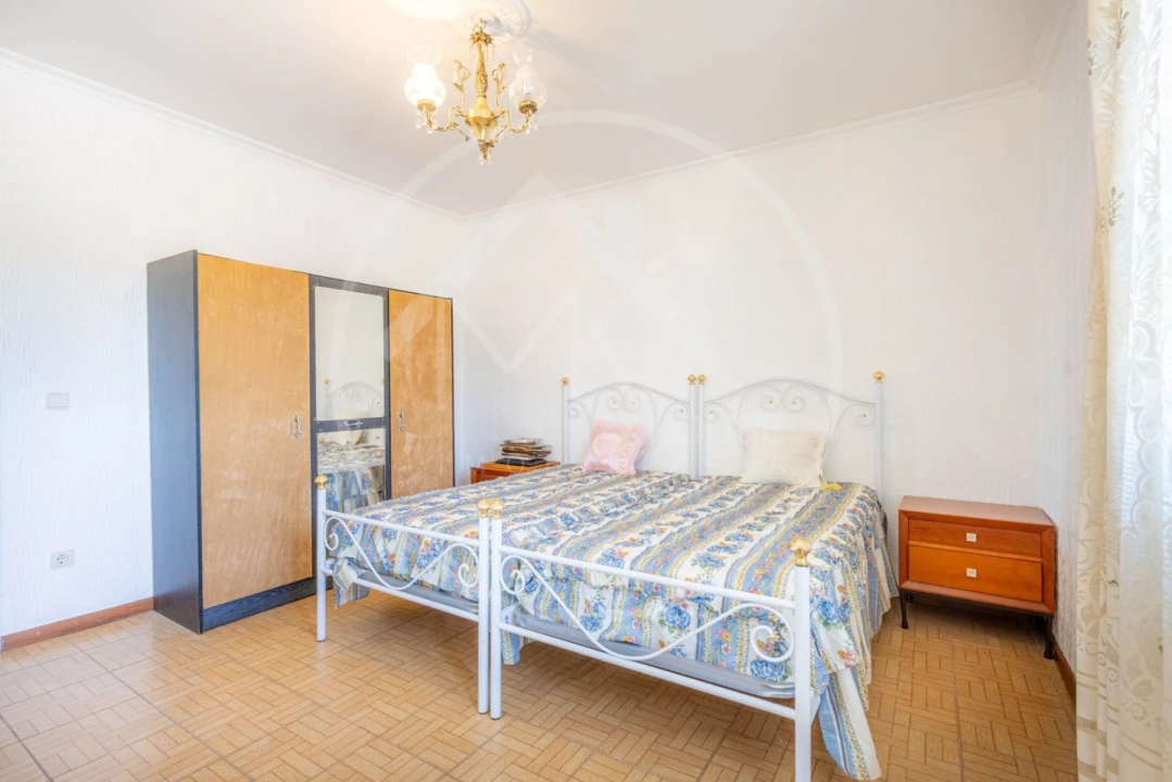 Moradia T3 para Venda em Bustelo Foto 12