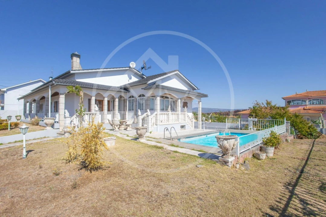 Moradia T3 para Venda em Bustelo Foto 15