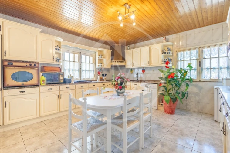 Moradia T3 para Venda em Bustelo Foto 5