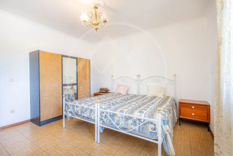 Moradia T3 para Venda em Bustelo Foto 12