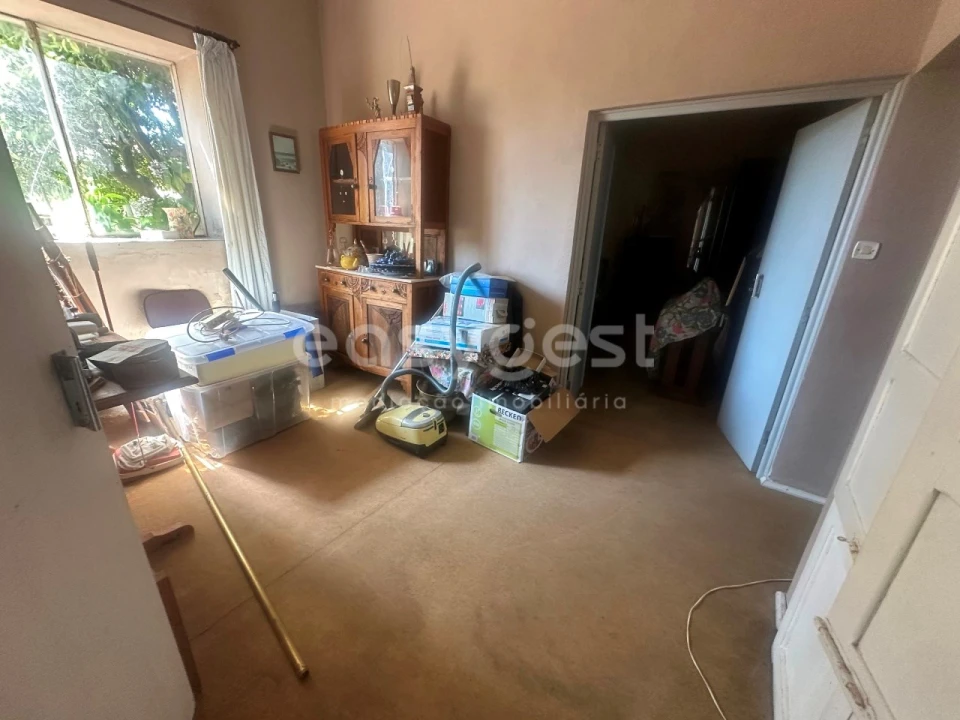 Moradia T2 para Venda em Valado dos Frades Foto 5