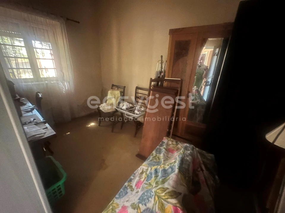 Moradia T2 para Venda em Valado dos Frades Foto 7