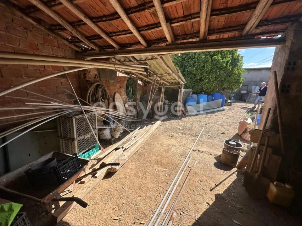 Moradia T2 para Venda em Valado dos Frades Foto 16