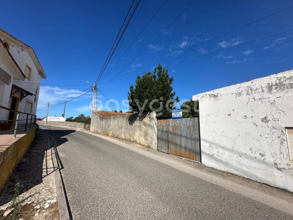 Moradia T2 para Venda em Valado dos Frades Foto 21