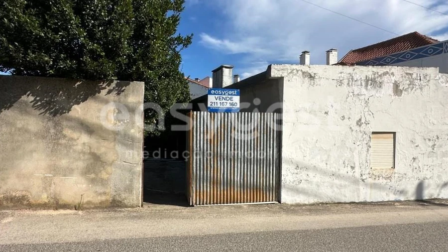 Moradia T2 para Venda em Valado dos Frades