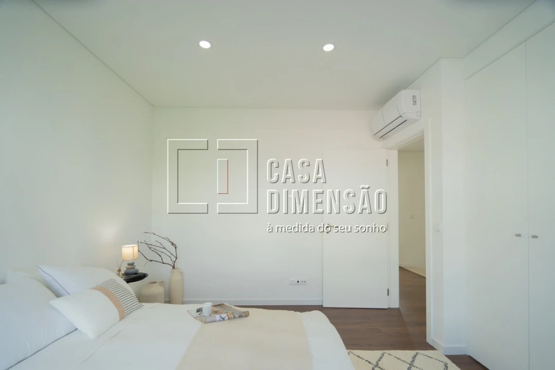 Moradia T4 para Venda em Laranjeiro e Feijó Foto 45