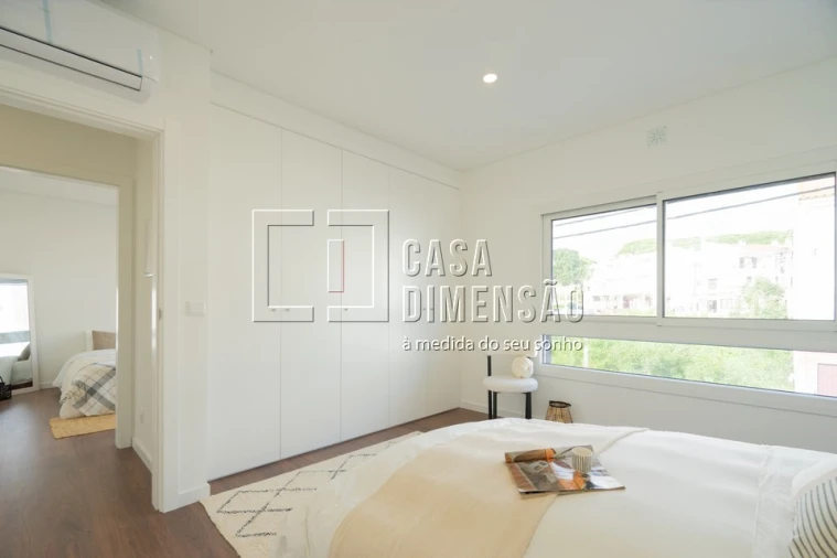 Moradia T4 para Venda em Laranjeiro e Feijó Foto 42