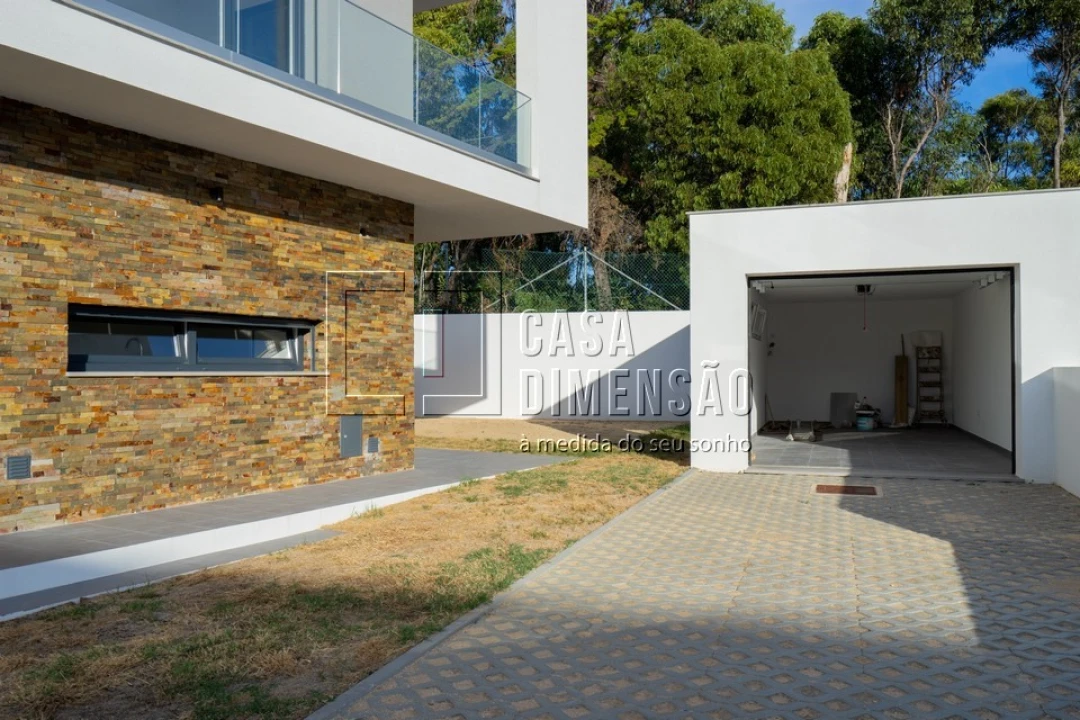 Moradia T4 para Venda em Charneca de Caparica e Sobreda Foto 63