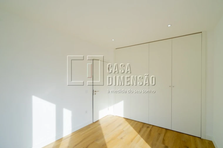 Moradia T4 para Venda em Charneca de Caparica e Sobreda Foto 20