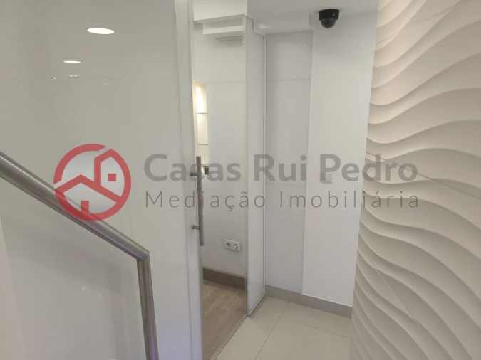 Loja para Cedência de Quotas em Arroios Foto 25