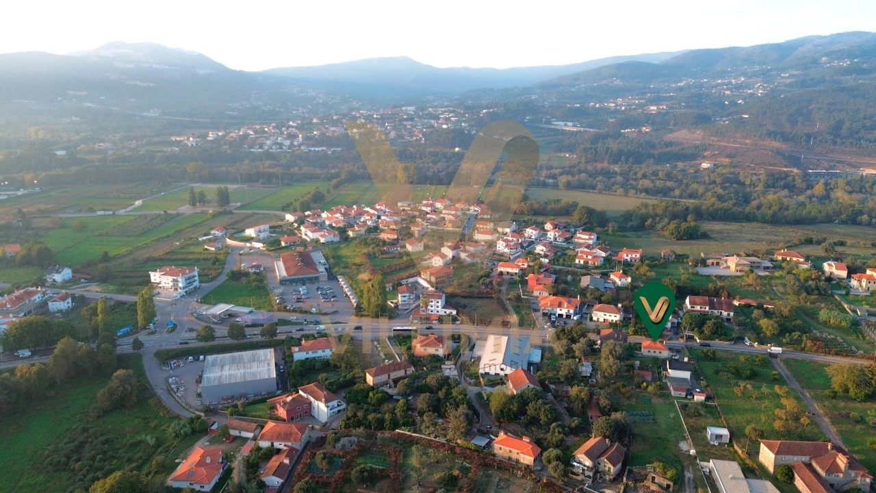 Moradia T3 para Venda em Ribeira Foto 4