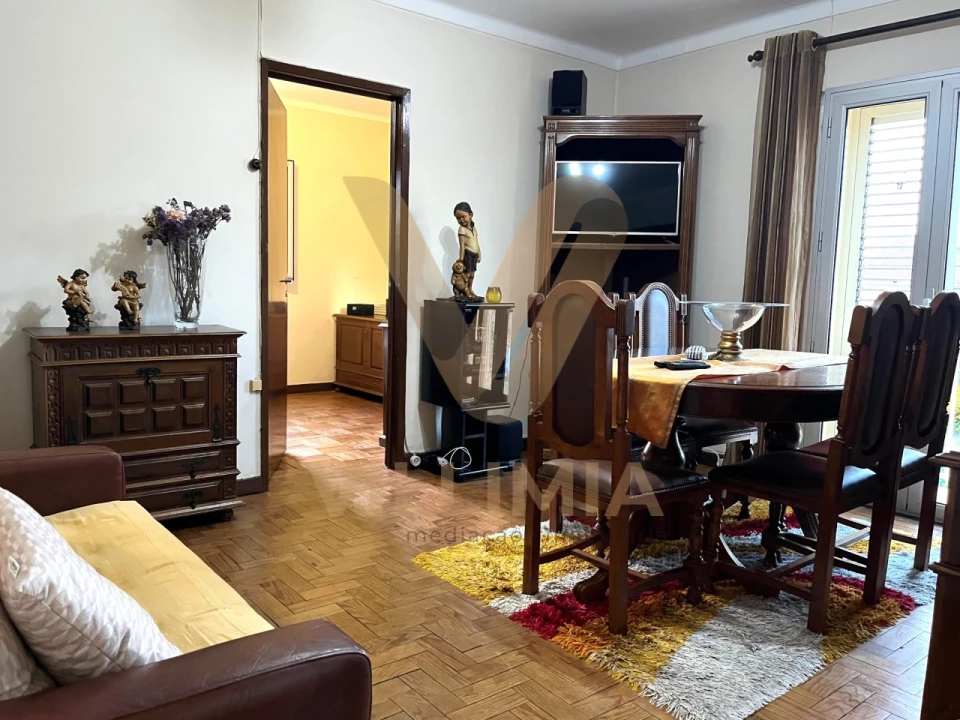 Moradia T3 para Venda em Ribeira Foto 14