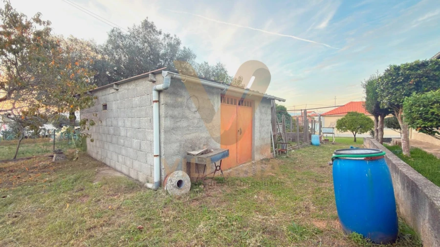 Moradia T3 para Venda em Ribeira Foto 23