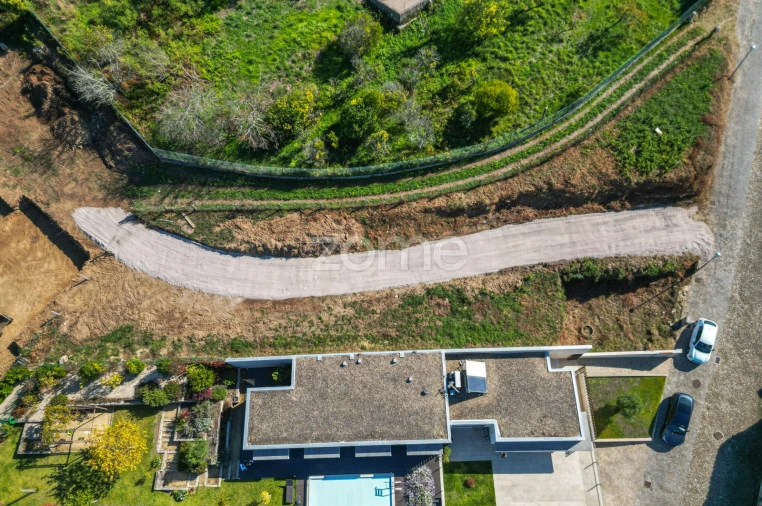 Terreno para Venda em Vila Nova de Cerveira e Lovelhe Foto 1