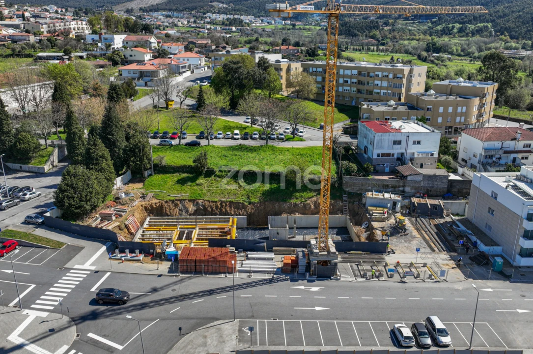 Apartamento T3 para Venda em Nogueira, Fraião e Lamaçães Foto 14