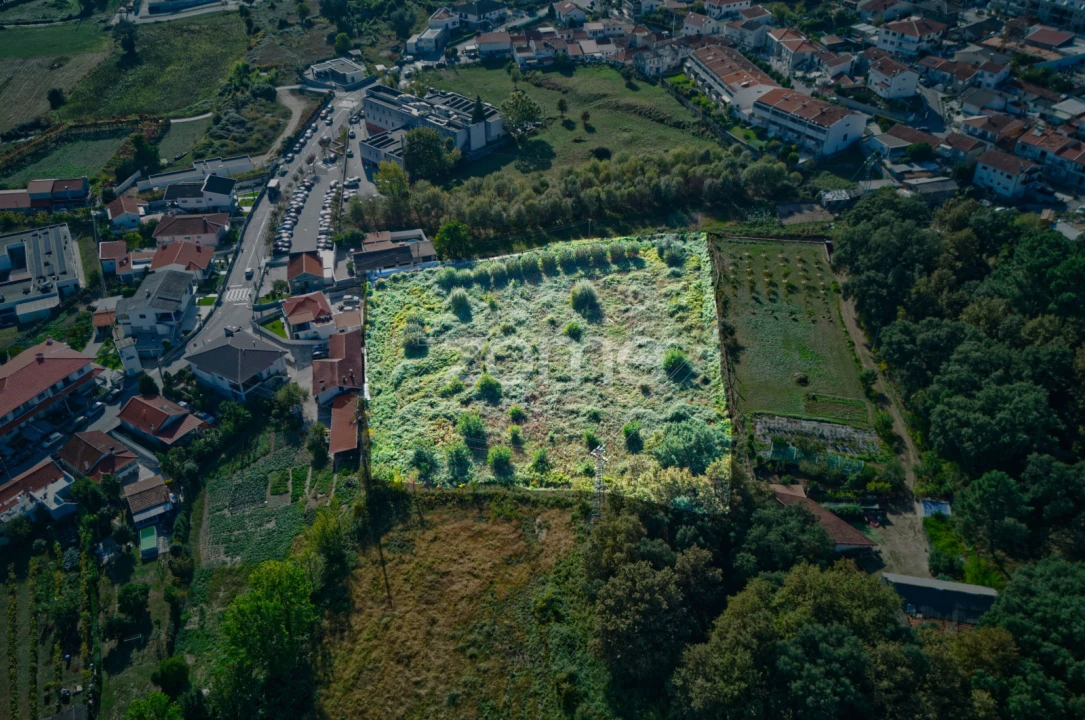 Terreno para Venda em Urgezes Foto 6