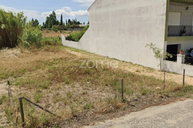 Terreno para Venda em Moita