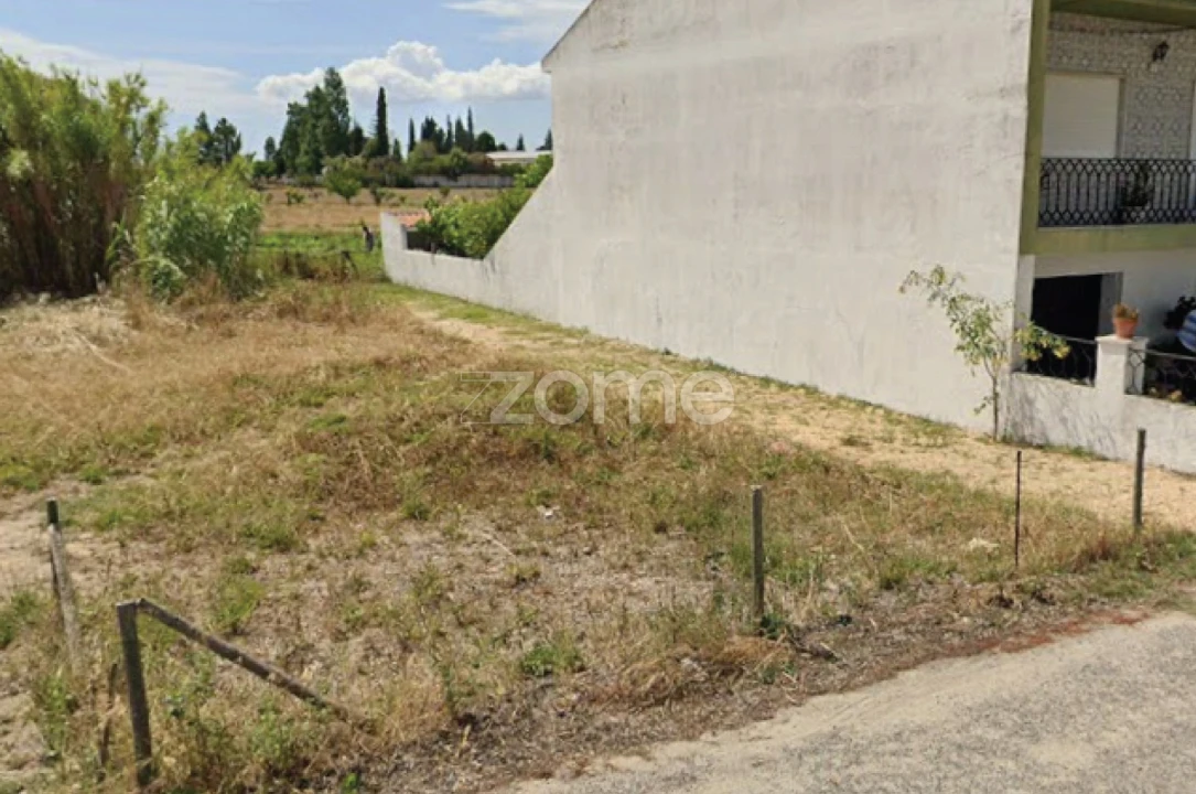 Terreno para Venda em Moita Foto 2