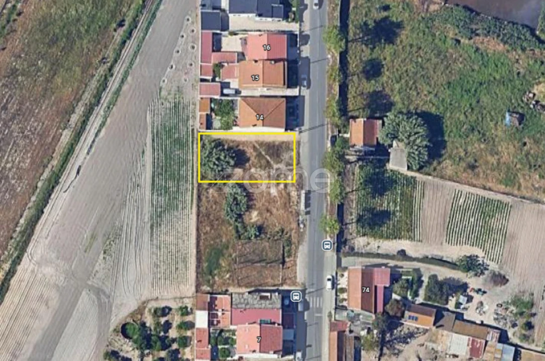 Terreno para Venda em Moita Foto 1