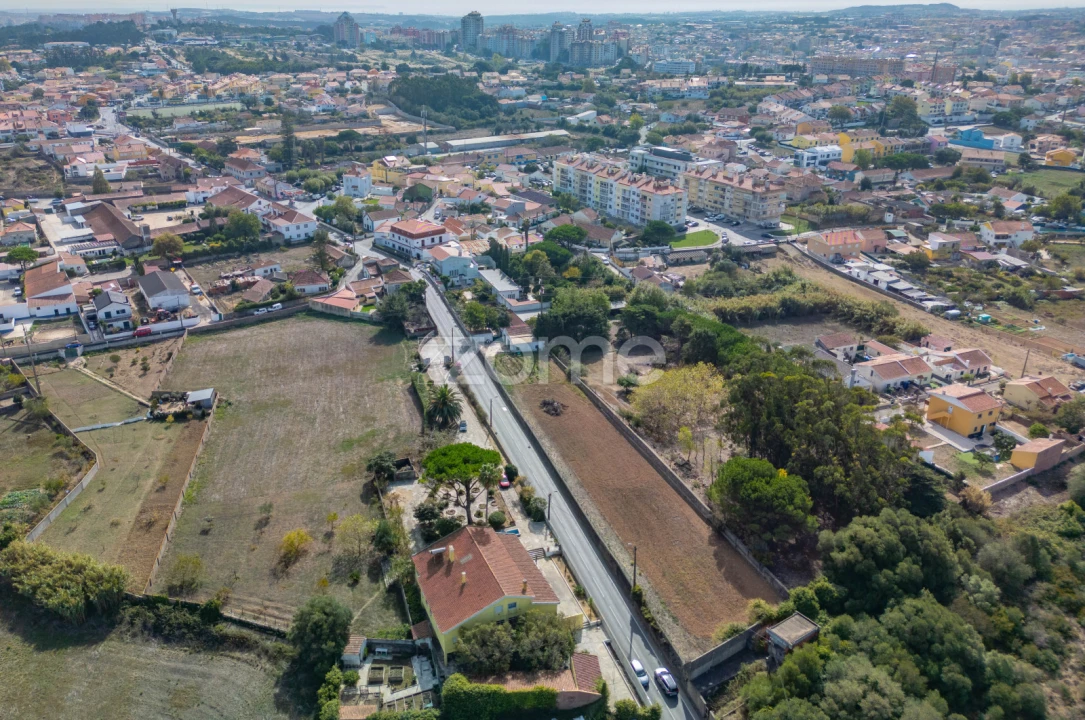 Moradia T3 para Venda em Algueirão-Mem Martins Foto 38