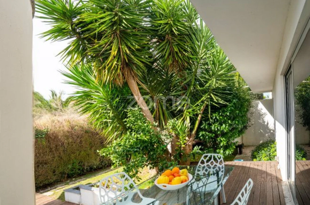 Moradia T4 para Arrendamento em Santa Maria e São Miguel, São Martinho, São Pedro Penaferrim Foto 35