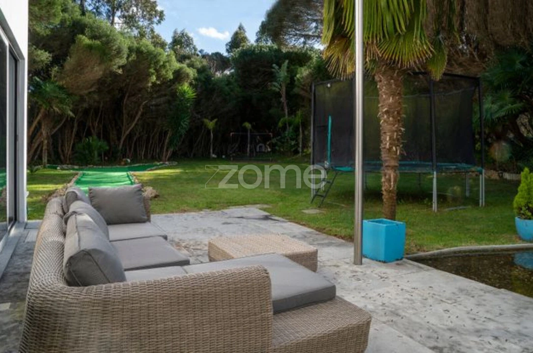 Moradia T4 para Arrendamento em Santa Maria e São Miguel, São Martinho, São Pedro Penaferrim Foto 37