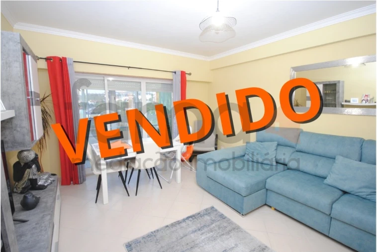 Apartamento T2 para Venda em Porto Salvo