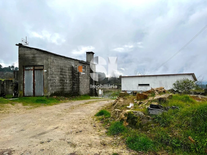 Terreno para Venda em Mouçós e Lamares Foto 8