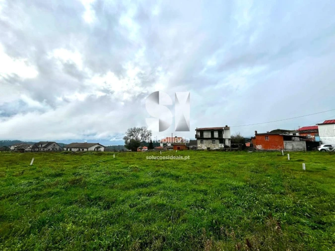 Terreno para Venda em Mouçós e Lamares Foto 11