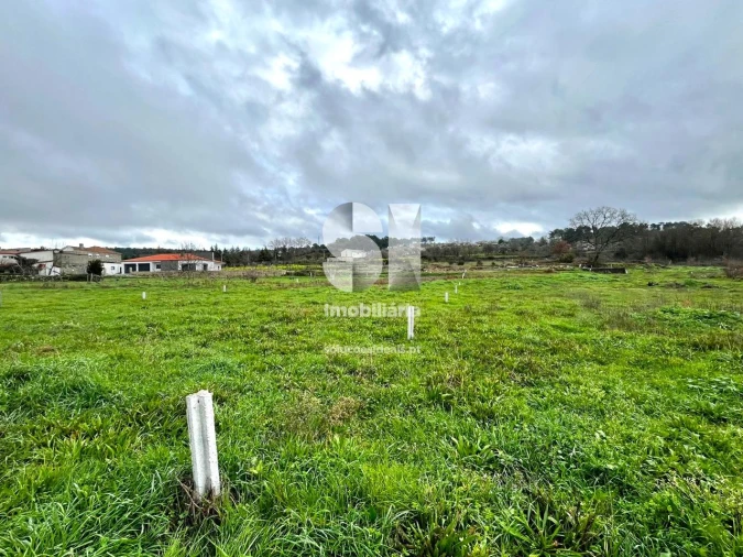 Terreno para Venda em Mouçós e Lamares Foto 12