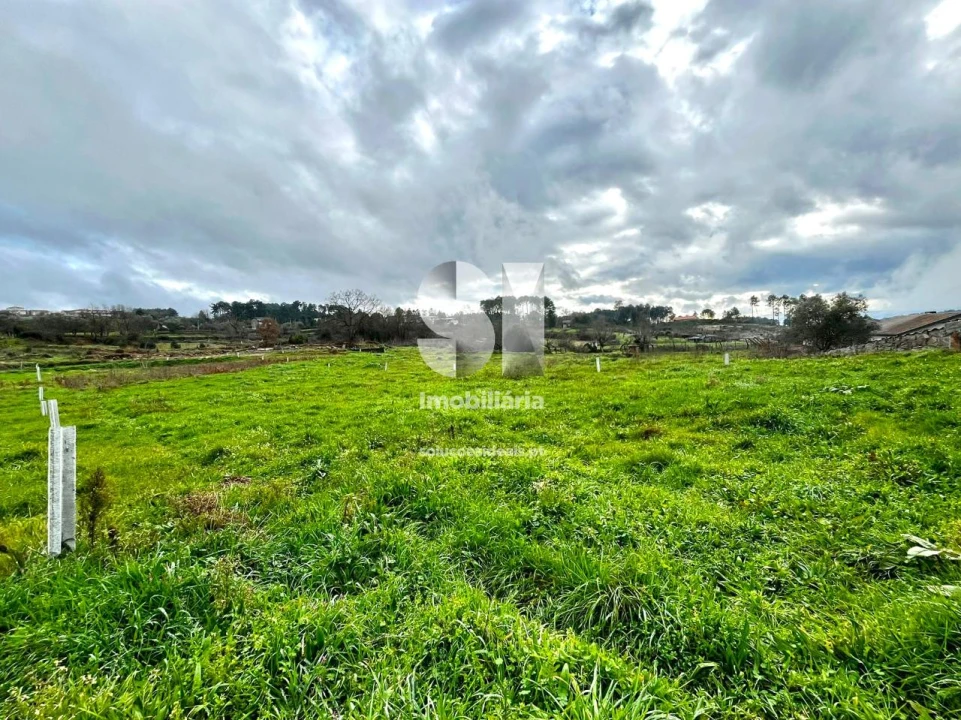 Terreno para Venda em Mouçós e Lamares Foto 15