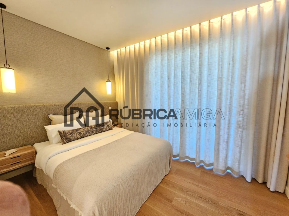 Apartamento T2 para Venda em Quarteira Foto 11