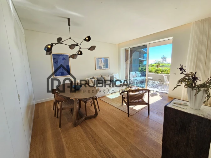 Apartamento T2 para Venda em Quarteira Foto 3