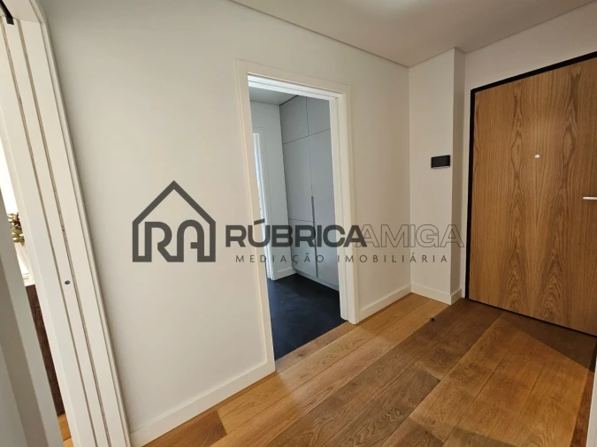 Apartamento T2 para Venda em Quarteira Foto 17