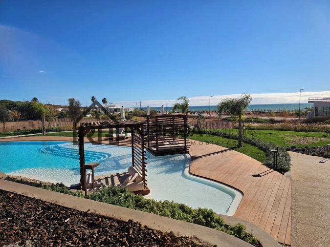 Apartamento T2 para Venda em Quarteira Foto 22