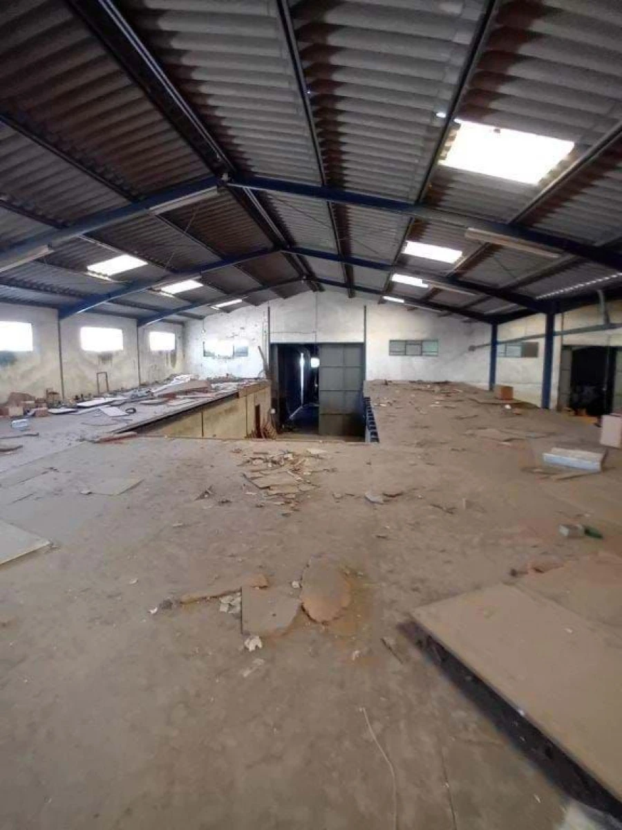 Armazém para Venda em Agualva e Mira-Sintra Foto 3