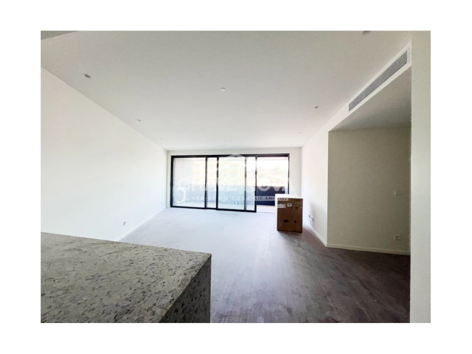 Apartamento T2 para Venda em Arcozelo Foto 5