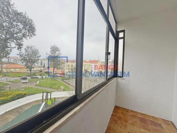 Apartamento T2 para Venda em Agualva e Mira-Sintra