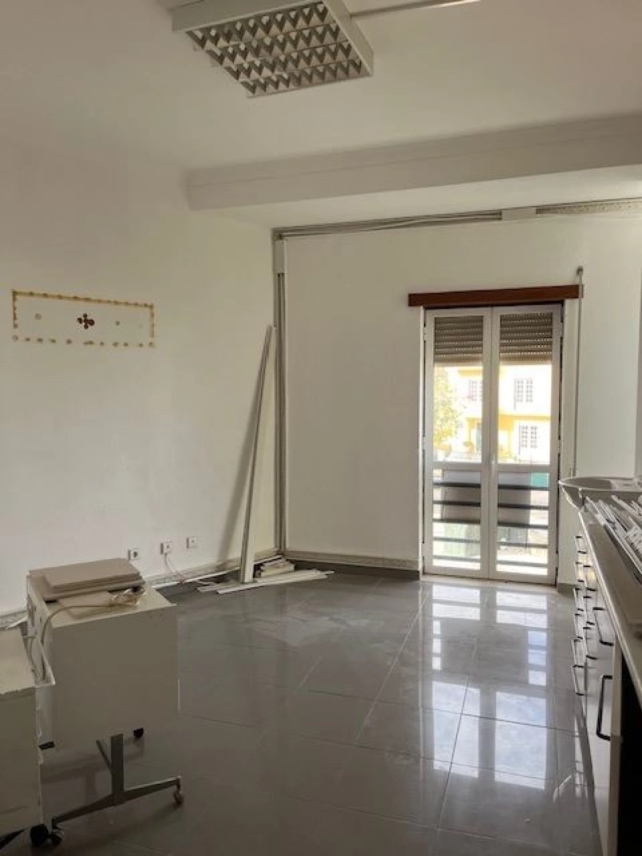 Loja para Arrendamento em Beja (Salvador e Santa Maria da Feira) Foto 5