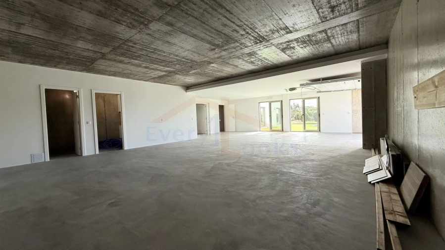 Moradia T4 para Venda em Atouguia da Baleia Foto 48